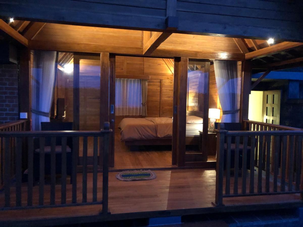 Buyan Lodge Lake View Villa Бедугул Экстерьер фото