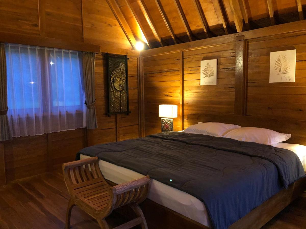 Buyan Lodge Lake View Villa Бедугул Экстерьер фото