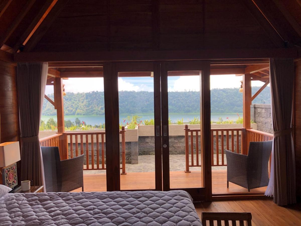 Buyan Lodge Lake View Villa Бедугул Экстерьер фото